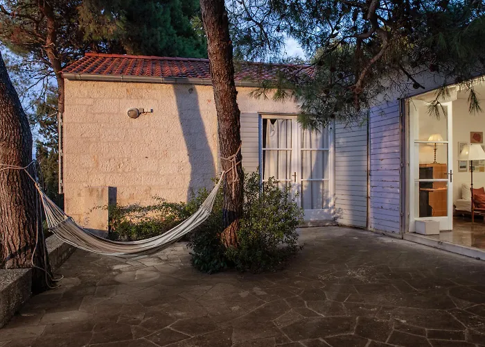 Mila Apartamento Postira